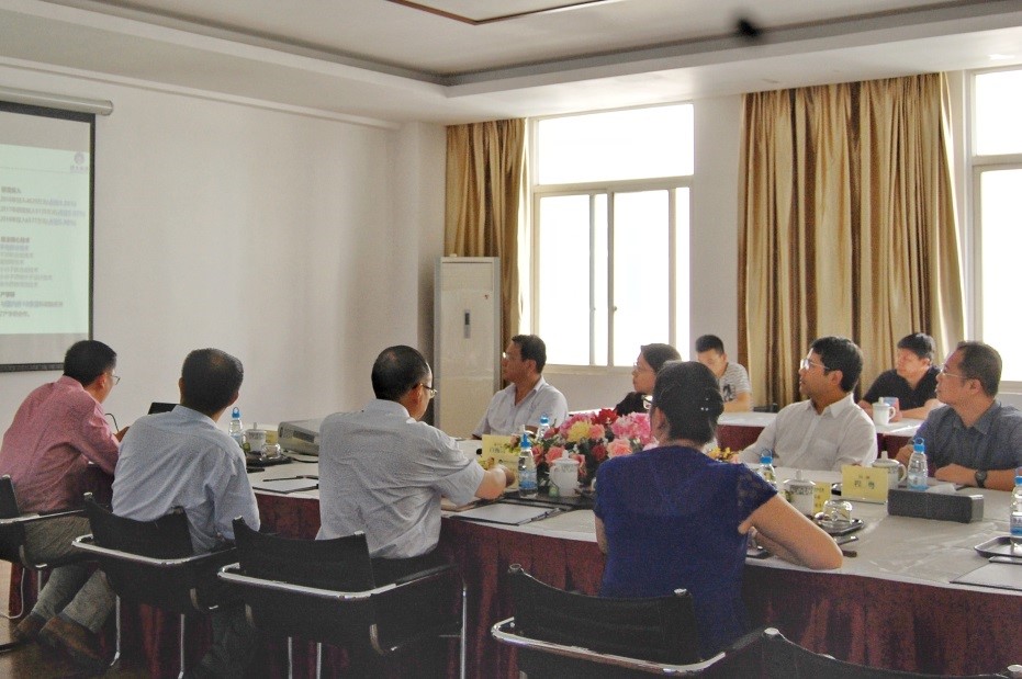 客似云來聚積大，攜手共話新發(fā)展