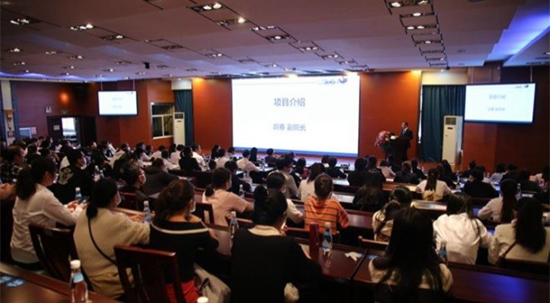 夸贊連連！“消化內(nèi)鏡直通車”開往云南四站